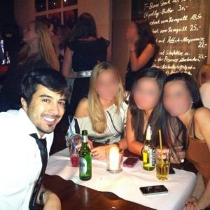 315628_2652706118623_393687103_n